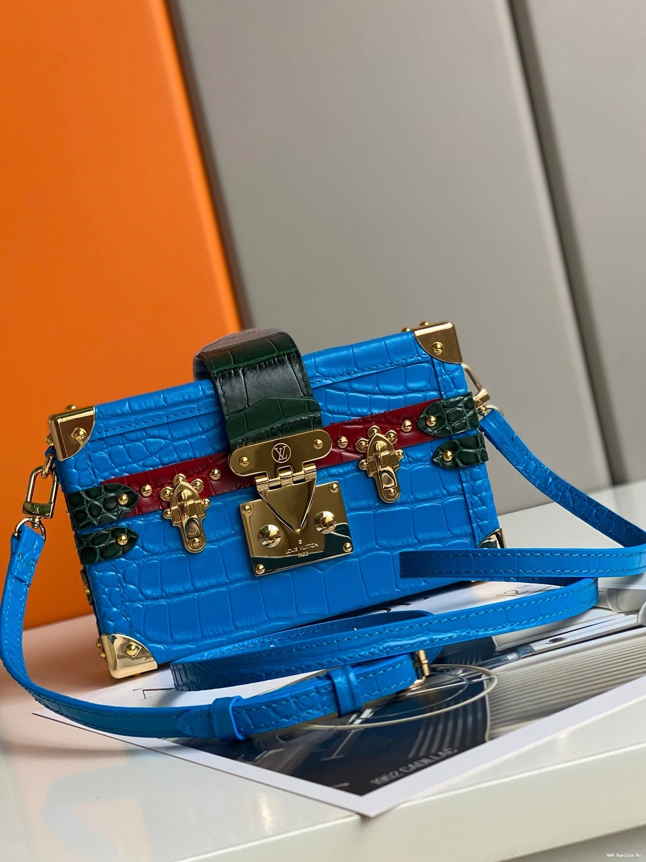 AAA Pruses Bags PETITE LOUIS VUITTON MALLE 0729